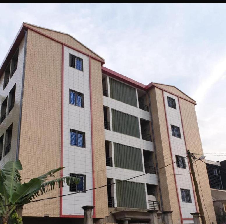 Villa on Grand Avenue