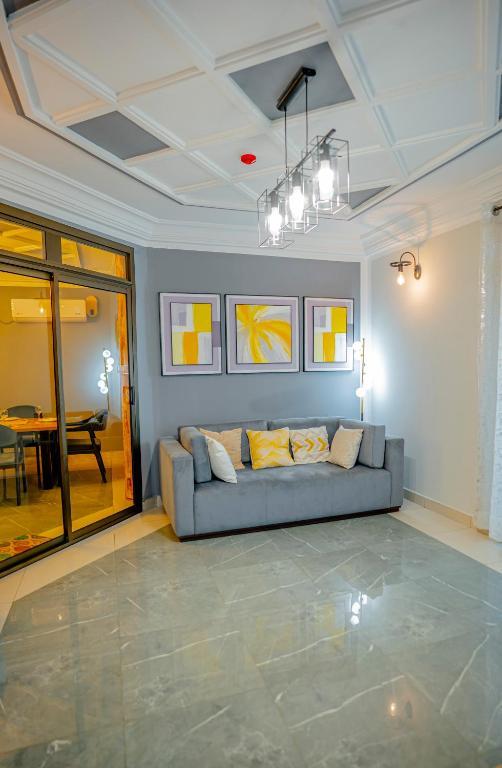 Deluxe Penthouse in Limbe